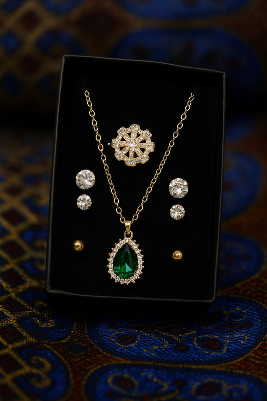 Elegant Teardrop Pendant Necklace & Earring Gift Set – Silver Plated